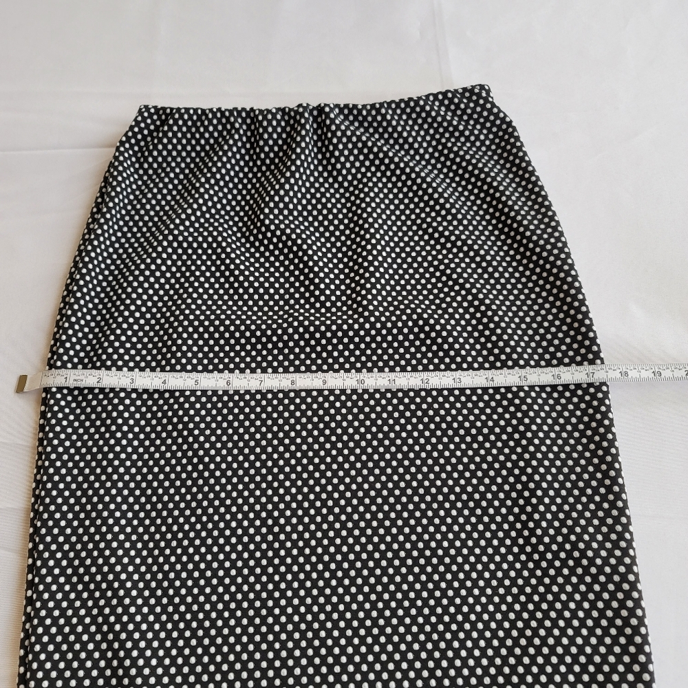Bobeau Pencil Skirt - size M - Picture 8 of 9